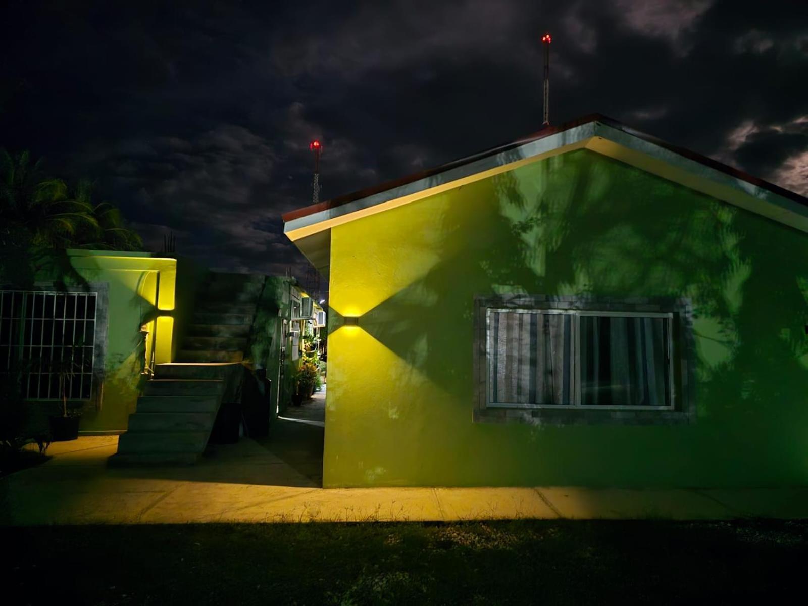 Tuquil-Ha Bed and Breakfast Ladyville Εξωτερικό φωτογραφία