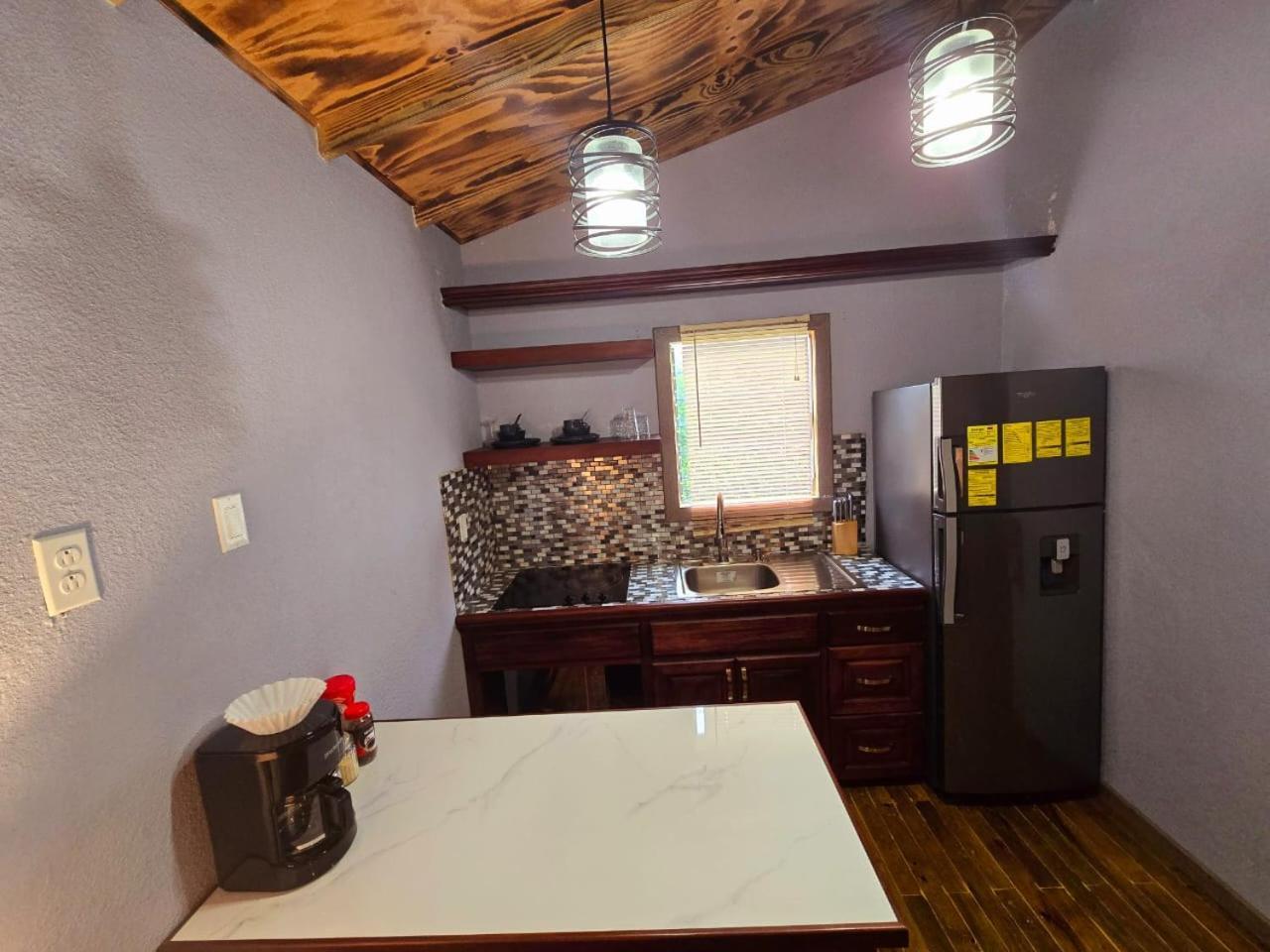 Tuquil-Ha Bed and Breakfast Ladyville Εξωτερικό φωτογραφία