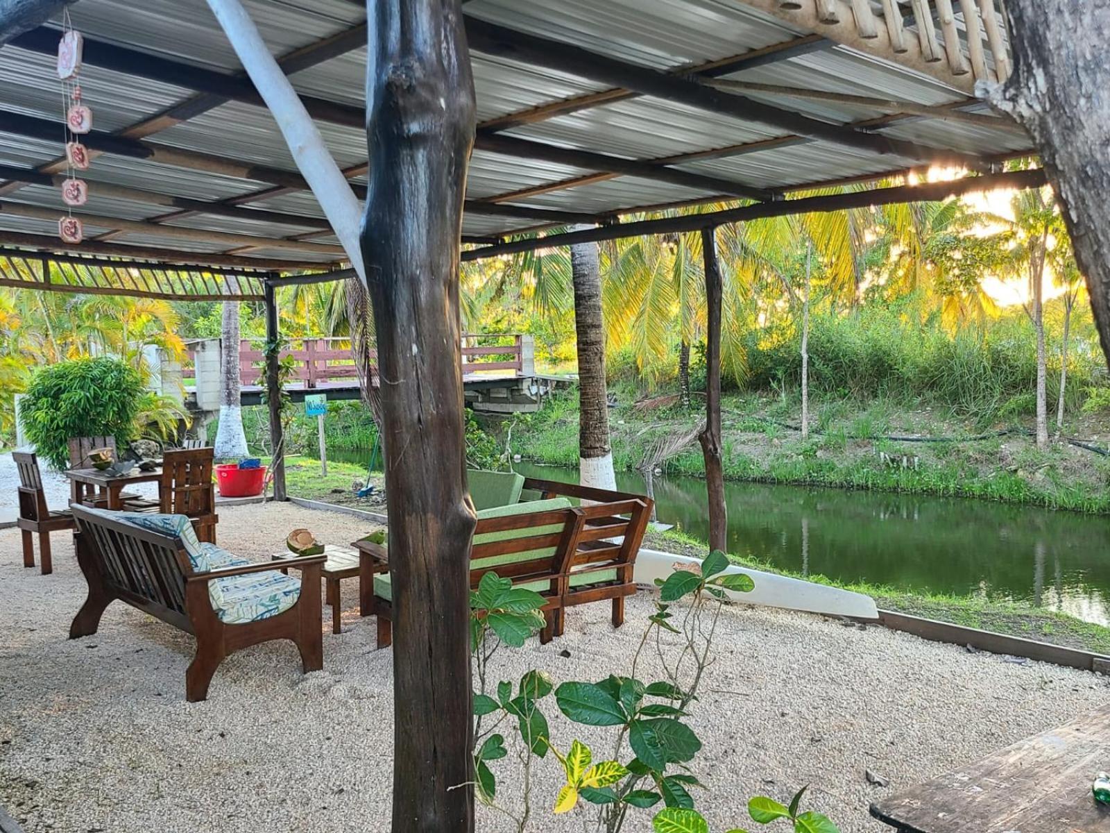 Tuquil-Ha Bed and Breakfast Ladyville Εξωτερικό φωτογραφία