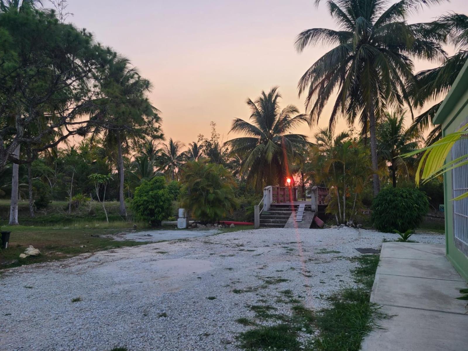 Tuquil-Ha Bed and Breakfast Ladyville Εξωτερικό φωτογραφία
